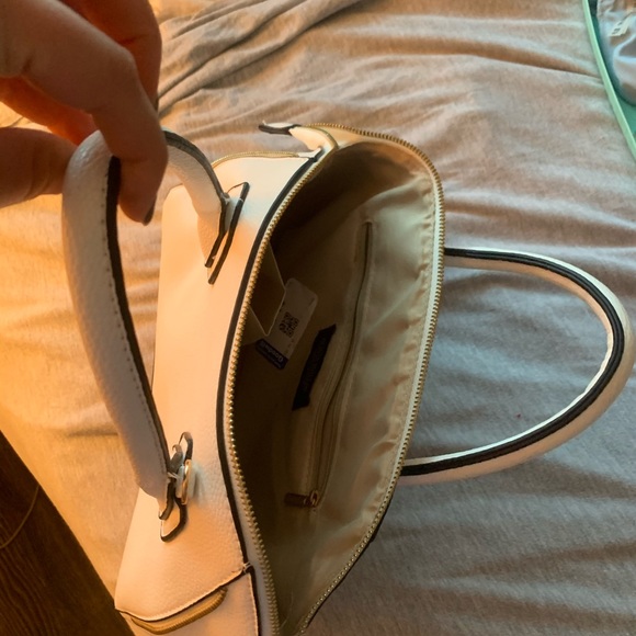 Rectangular white purse - Picture 4 of 4